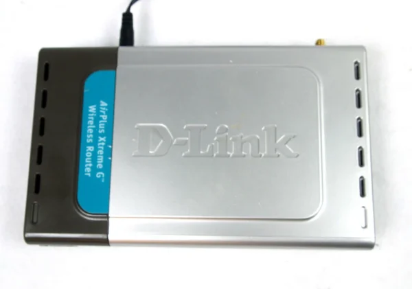 D-Link AirPlus Xtreme G Wireless Router DI-624 - Image 3